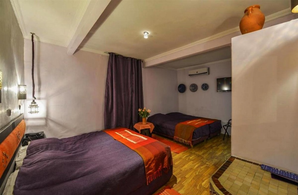 Room image 3
